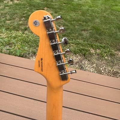Fender Classic Player '60s Stratocaster With Hard case image 13