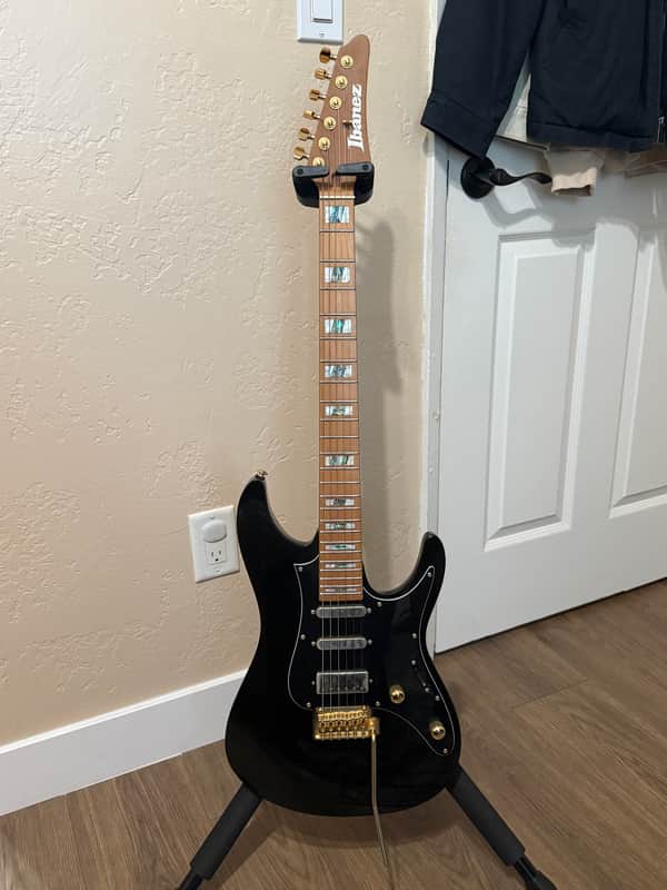 Ibanez THBB10 Tim Henson Signature | Reverb