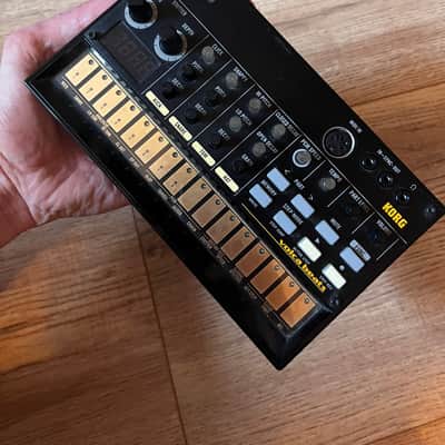 Korg Volca Beats Analog Rhythm Machine 2010s - Black image 3