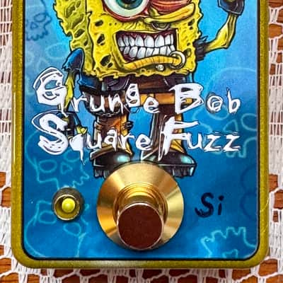 Grunge Bob Square Fuzz Si (Doomstick clone) 2025 - Yellow Sparkle with graphics image 1