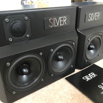 Silver 5L Close Field Studio Monitors 5L 2015 - Black image 14