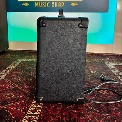 Marshall MG MG15FX 2-Channel 15-Watt 1x8" Solid-State Guitar Combo 2009 - 2012 - Black image 3