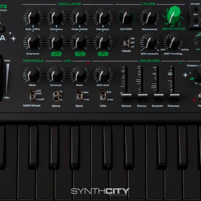 Arturia Microbrute 25-Key Synthesizer 2025 - UFO Black / Green