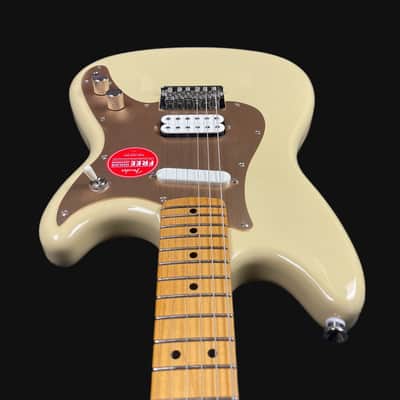Fender Squier Classic Vibe Duo-Sonic HS MN Electric Guitar in Gold Anodized Pickguard Desert Sand image 5