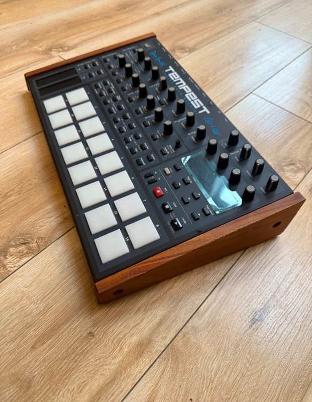 Dave Smith Tempest (Exclusive & Excellent) Upgraded OS image 1