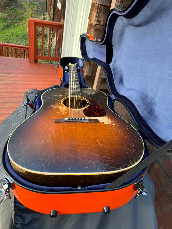 Gibson J-45 1947 image 1