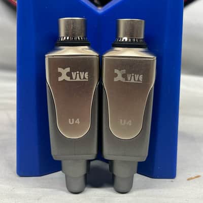 Xvive U4 Wireless In-Ear Monitor System - 2 Transmitters, 2 Receivers image 9
