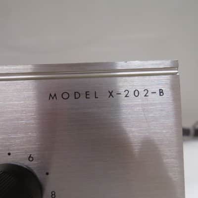 Fisher X 202B Integrated Amplifier early 1960's - Champagne finish image 4