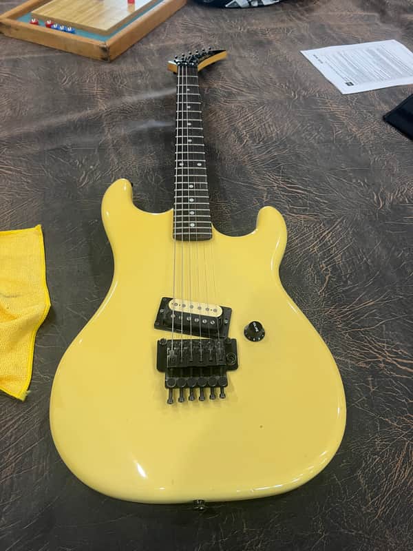 Kramer Baretta 2022 - Present - Bumblebee Yellow image 1