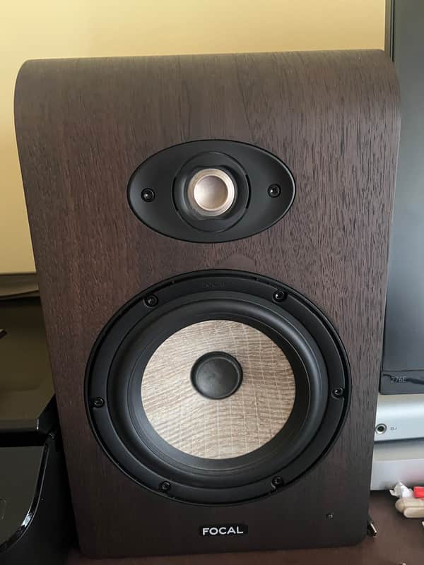 Focal Shape 65 6.5" Powered Studio Monitors (Pair) 2010s - Wood image 1