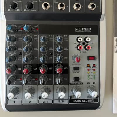 Behringer Xenyx Q802USB 8-Input Mixer with USB 2012 - Present - Standard image 3