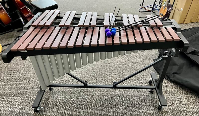 Ross Model R409 3 Octave Marimba with Stand, bags, mallets, cover