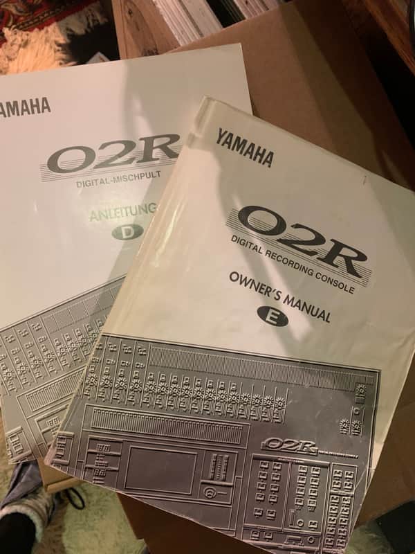 Yamaha o2R Digital Recording Console Manual image 1