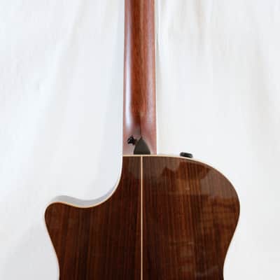 Taylor 814CE 800 Series Grand Auditorium A/E Guitar (Natural) image 19