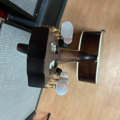 Fender CN-320 AS All Solid Classical Acoustic Guitar Natural image 5