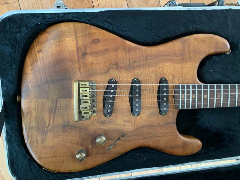 1979 Charvel San Dimas Strat - pre serialized image 1