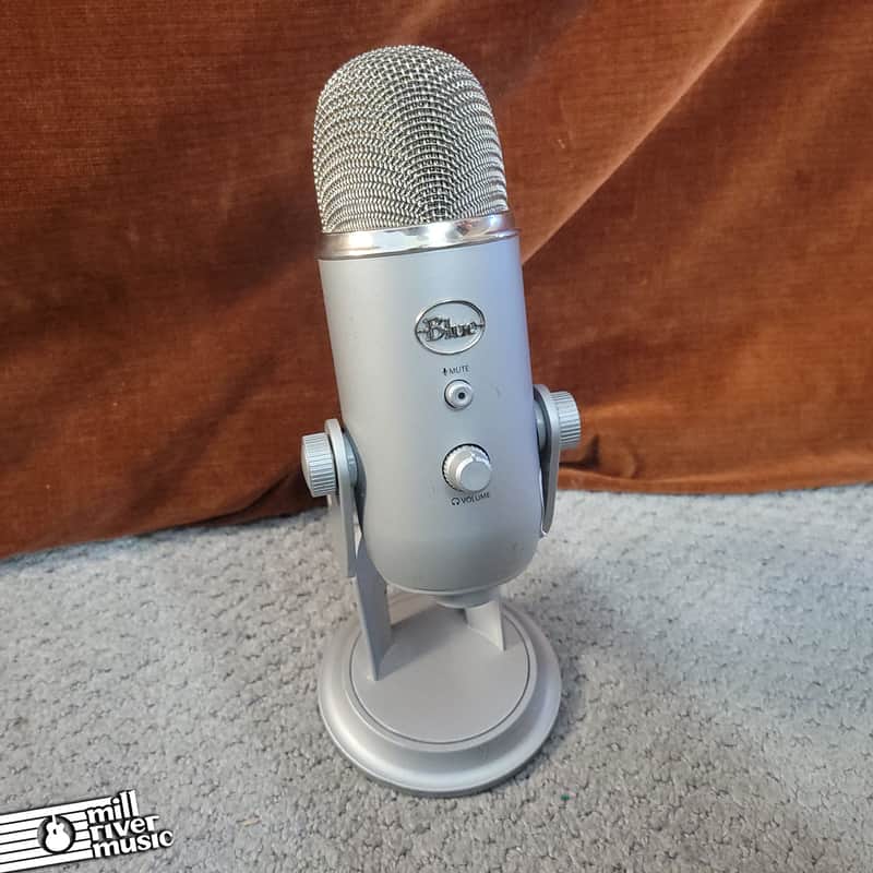 Blue Yeti USB Microphone Used image 1
