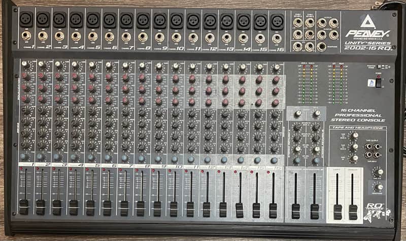Peavey Unity Series 2002-16 RQ 16 Channel Mixer | Reverb