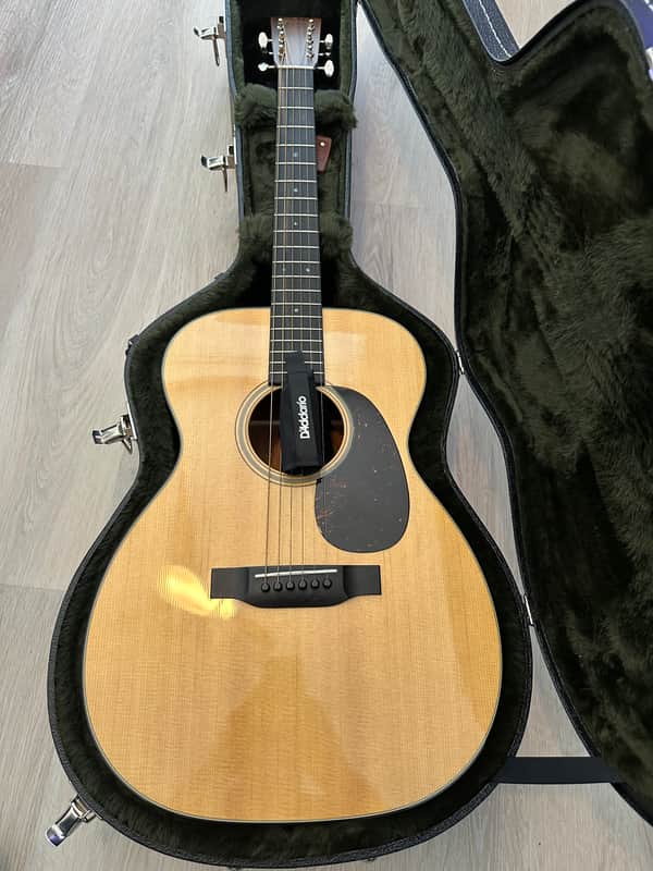Martin Standard Series 00-18 2025 - Present - Natural