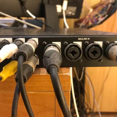 Universal Audio Apollo 8 QUAD Thunderbolt 2 - Black image 8