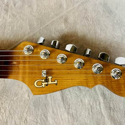 G&L Custom Shop Legacy 2023 - Lake Placid Blue Burst image 19