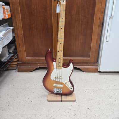 Fender Standard Jazz Bass with Maple Fretboard 1984 - 1986 - Sienna Sunburst image 1