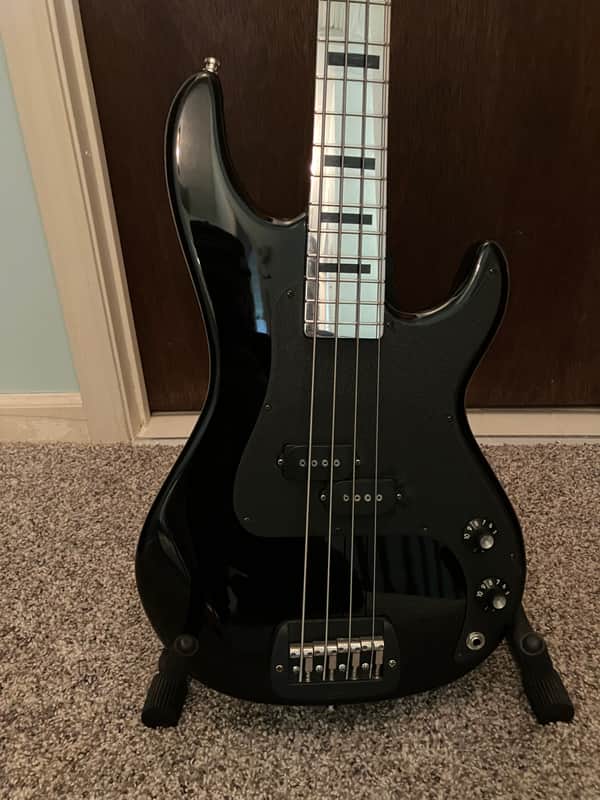 G&L SB1 Reconditioned by EGC - Black image 1