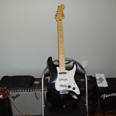 Fender stratocaster 2000s - Black image 1