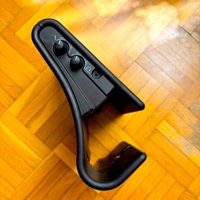 TC Helicon VoiceLive Touch Vocal Harmony and Multi-Effects Processor with original power supply! image 3