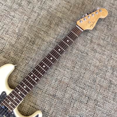 Fender American Elite Stratocaster with Rosewood Fretboard in Olympic Pearl with Case image 3