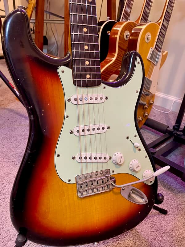 Fender Stratocaster in vintage Sunburst - Aged by MJT Guitars - Medium Relic. Premium Ash Body image 1