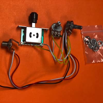 SGM 3 way Wiring Harness, 250k Pots, 1/4" Input Jack for Tele image 1