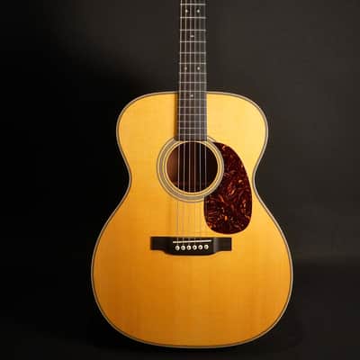 Martin Custom Shop OOO-28 Madagascar Rosewood / Adirondack 2022 - Natural image 1
