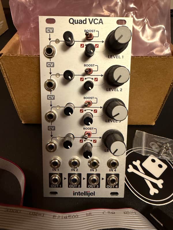Intellijel Quad VCA | ModularGrid Eurorack Marketplace