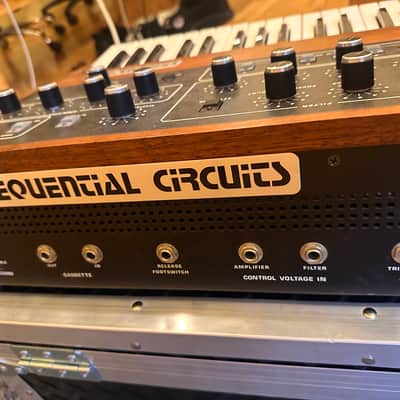 Sequenial Circuits Prophet 5 Rev 3.2 (vintage) 1981 - wood image 8