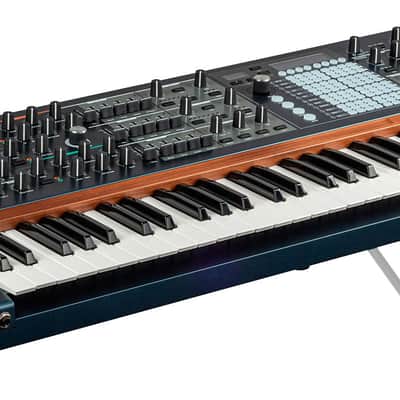 Immagine Arturia Polybrute 61-Key Polyphonic Analog Morphing Synthesizer+Sustain Pedal - 9