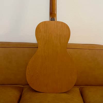 Art & Lutherie AMI Acoustic Parlor Guitar w/ Padded Bag image 2