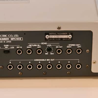 Akai MPC60II Integrated MIDI Sequencer and Drum Sampler 1991 - 1994 - Grey image 8