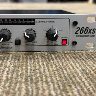 dbx 266XS 2-Channel Compressor/Gate, 1U Rack Space Processor, Excellent Condition image 6