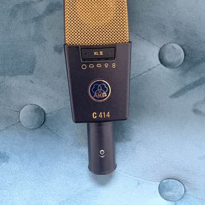 AKG C414 XLII Large Diaphragm Multipattern Condenser Microphone 2010s - Black image 3
