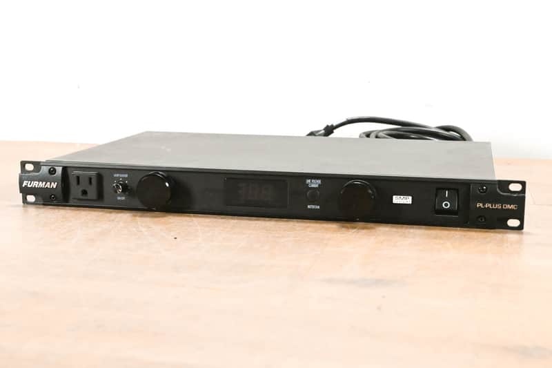 Furman Furman PL-PLUS DMC Power Conditioner with Voltmeter/Ammeter