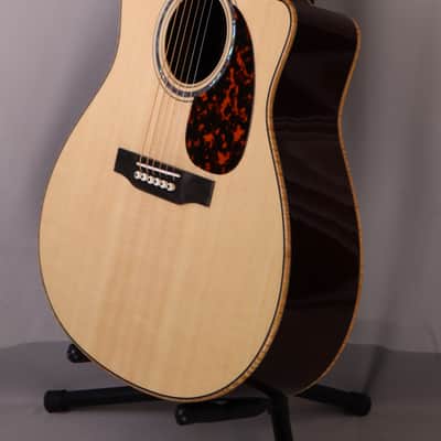Larrivee LV-09: Solid Sitka Spruce Top, Solid Indian Rosewood b/s. 2026 image 3