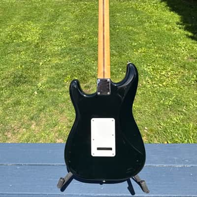 1995 Fender MIM Squire Series Stratocaster Black NR MINT image 10