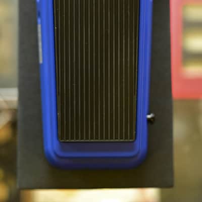 DUNLOP AT95 AKIRA TAKASAKI CRY BABY® FUZZ WAH image 1
