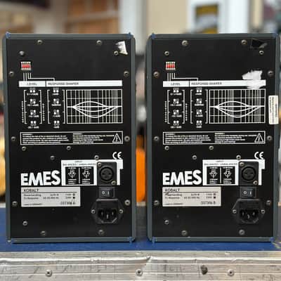 EMES Kobalt image 2