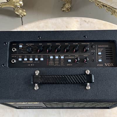 Vox VT20X 20-Watt 1x8" Digital Modeling Guitar Combo image 3