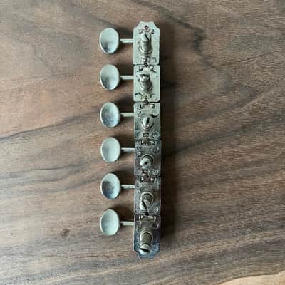6-in-line Deluxe Tuner Set With Pin - Nickel image 4