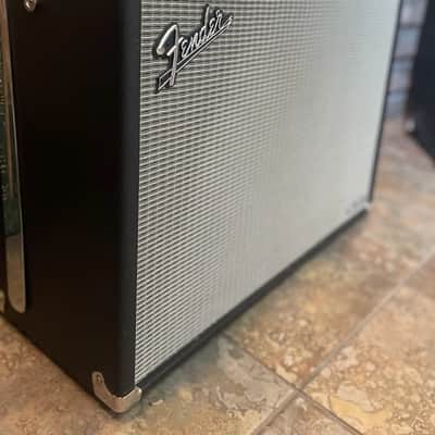 Fender Twin Reverb Tonemaster 2-Channel Guitar Amplifier w/Footswitch & Cover image 8