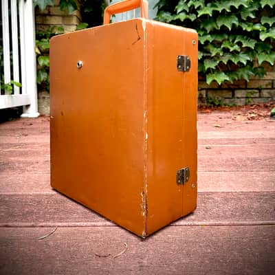 Rotary Connection Mini/portable guitar speaker cabinet. 8” vintage Utah 4 ohm 25 watt speaker. Closed back. Top handle. Cool vintage style and sound. 2026 - Orange Tolex image 11