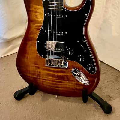 Fender Limited Edition American Ultra Stratocaster HSS Tiger's Eye 2024 - Flame Burst image 10